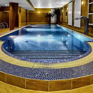 Grand Royal Hotell
